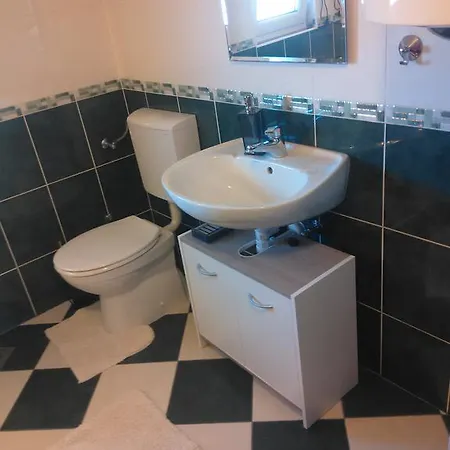 Tim דירה זאדאר